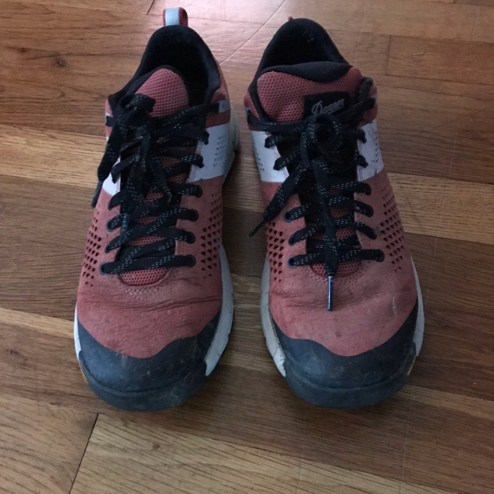 Danner hiking shoes size 9